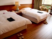 โรงแรม สายลม ที่พักติดทะเล (sailom hotel Hua Hin ) -  รับจองห้องพัก  ภายในหัวหิน   บ้านเช่า  คอนโด                                        D&C Travel Hun Hin 
