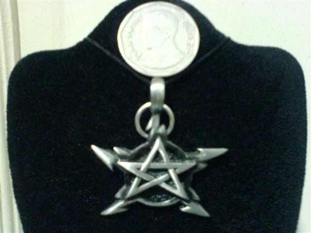 star of david with tunder-star of david with tunder ͡ѹç դ е鹤˹Ǥ͹Ź »ʺ㹪Եѧѡ
Wish to be a star, hold the srar with you. Luck and success will be at