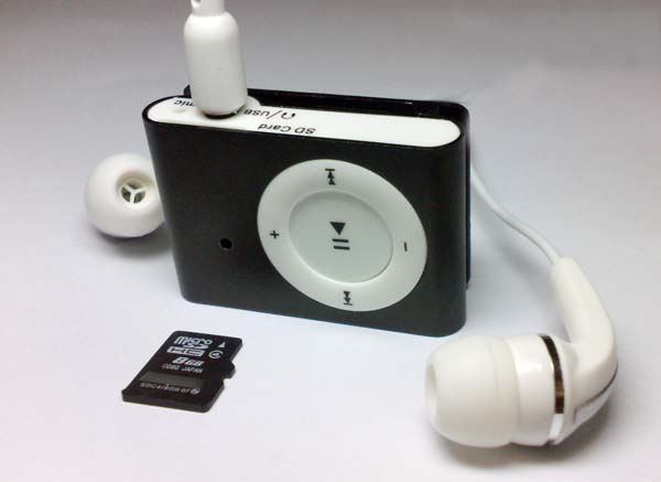 MP3 Shuffle จิ๋ว มีกล้อง ฟังเพลงได้จริง ถ่ายVDOได้