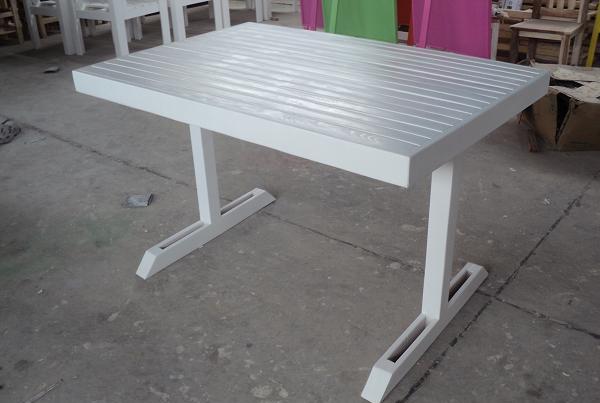 โต๊ะสนหน้าระแนงชิดขาคู่ -  ขายโต๊ะไม้ โต๊ะไม้สน โต๊ะไม้จามจุรี เก้าอี้ไม้ เราคือโรงงานผลิตโดยตรงคับ  ราคาถูกสุดๆ                                                                                                                                                                            หนุ่มโต๊ะไม้ 