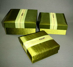 ͧ Եͧٻ otop sil-ҷҹͧüԵ ͧ  繢ͧ packaging silk box / premium / gift 
ͧ ͧдѺ
ҪͧԤ ١... ١ʵѧ..... 
ѺԵҹͧءԴ 100 -5000 